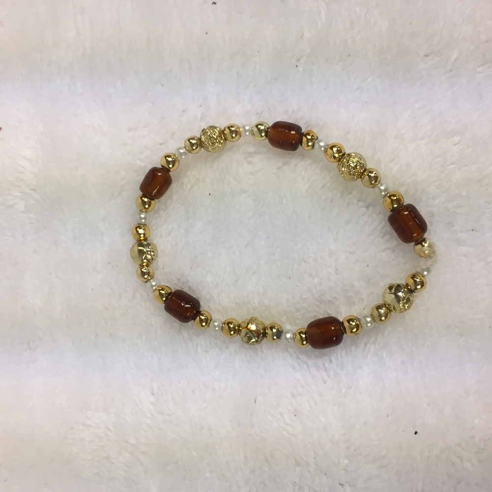 Elastic bead bracelet-handmade